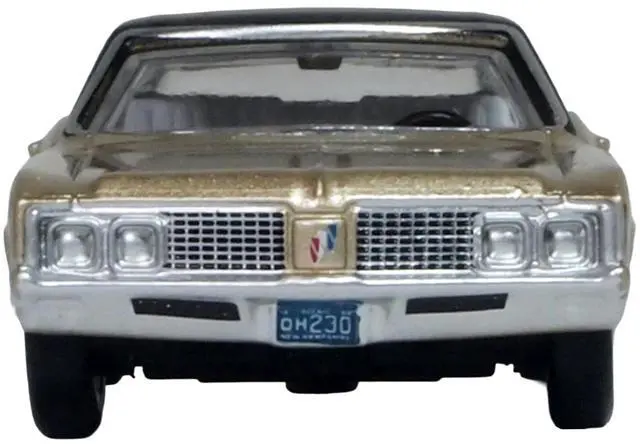 Alt view image 3 of 6 - 1968 Buick Electra 225 Ivory Gold Metallic with Black Top and White Interior 1/87 (HO) Scale Diecast Model Car by Oxford Diecast