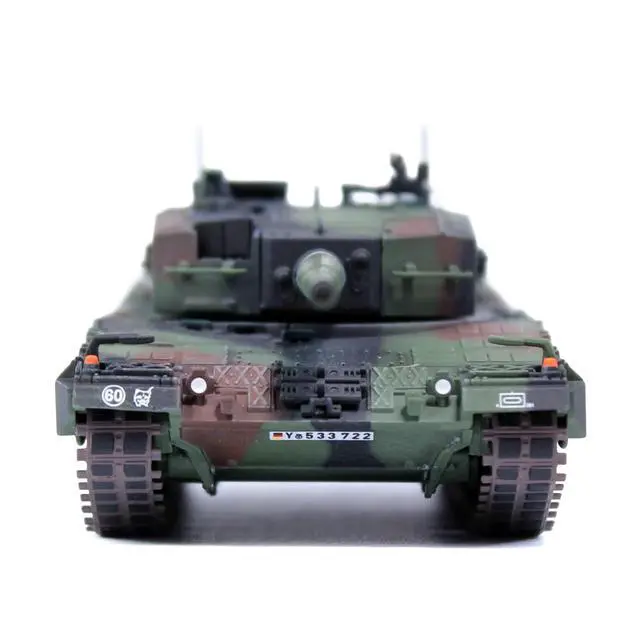 Alt view image 5 of 6 - Leopard 2A4 Main Battle Tank "West Germany" (1988) West German Army "Armor Premium" Series 1/72 Diecast Model by Panzerkampf