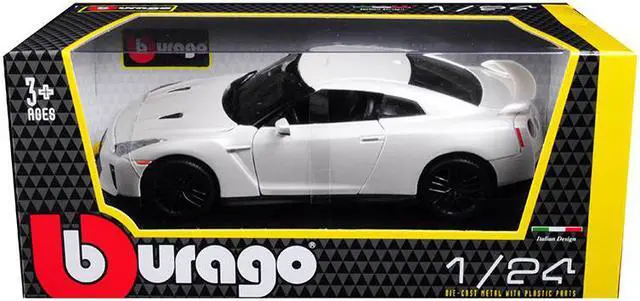 Alt view image 4 of 6 - 2017 Nissan GT-R R35 White 1/24 Diecast Model Car by BBurago