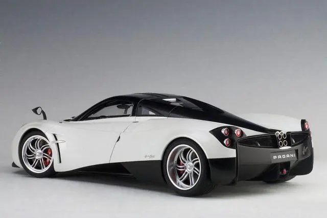 Alt view image 4 of 8 - Pagani Huayra White 1/12 Model Car by Autoart
