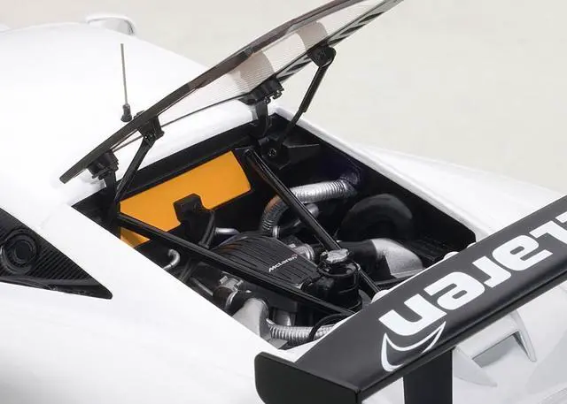 Alt view image 5 of 5 - Mclaren 12C GT3 White 1/18 Diecast Model Car by Autoart