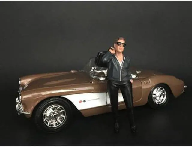 Alt view image 3 of 5 - "Ladies Night" Tom (Bartender) Figurine for 1/24 Scale Models by American Diorama