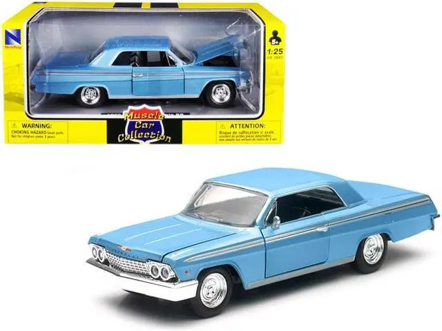 Main image of 1962 Chevrolet Impala SS Blue 1/25 Diecast Model Car by New Ray