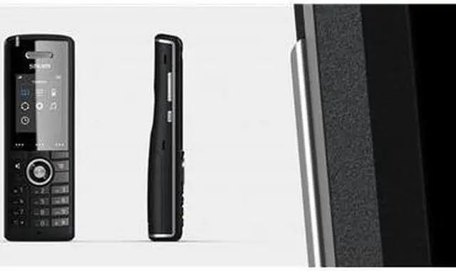 Alt view image 3 of 6 - 3969 Additional M65 Handset and Charger