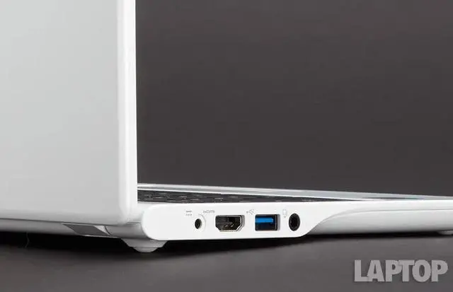 Alt view image 3 of 3 - Acer Chromebook C720P 11.6-inch 2GB 32GB SSD (No OS) - White