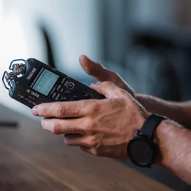 Alt view image 16 of 20 - Tascam DR-40X Handheld Portable Recorder