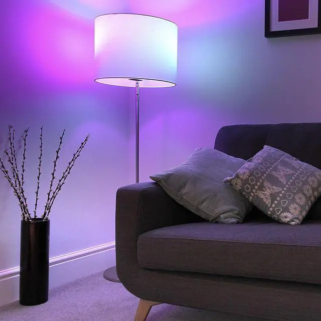 Alt view image 13 of 14 - Veho Kasa Bluetooth Smart LED Light Bulb, Smartphone Controlled, Dimmable, Colour Changing, Edison E26, 7.5 W [Energy Class A+]