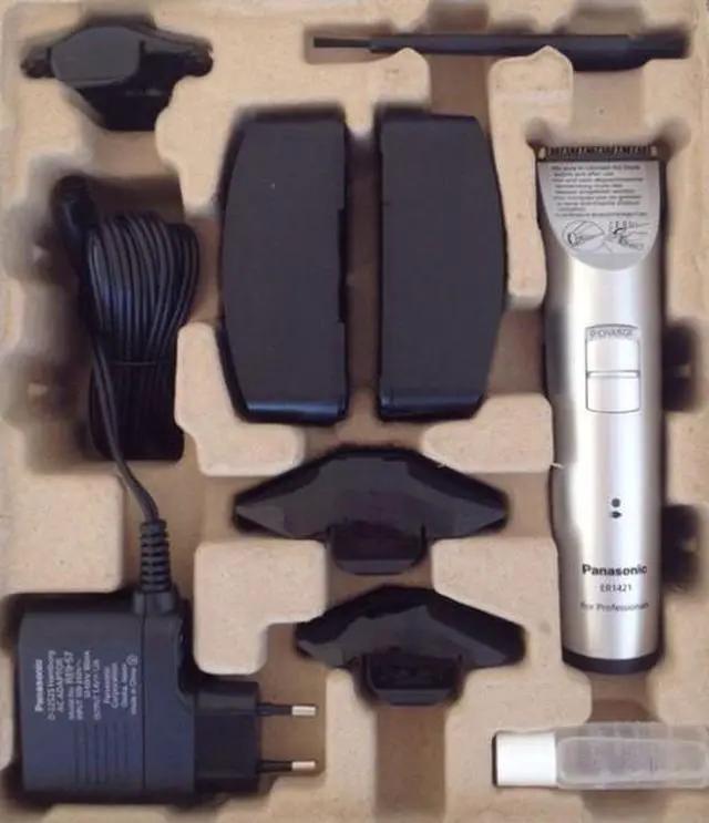 Alt view image 6 of 7 - Panasonic ER1421 ER-1421 Cord / Cordless Professional Hair Clipper