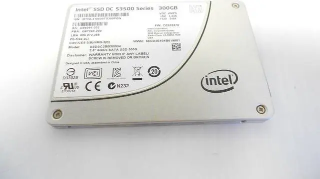 Main image of Intel 300GB 2.5'' SATA SSD 6G Solid State Drive Laptop Desktop Server 7MM