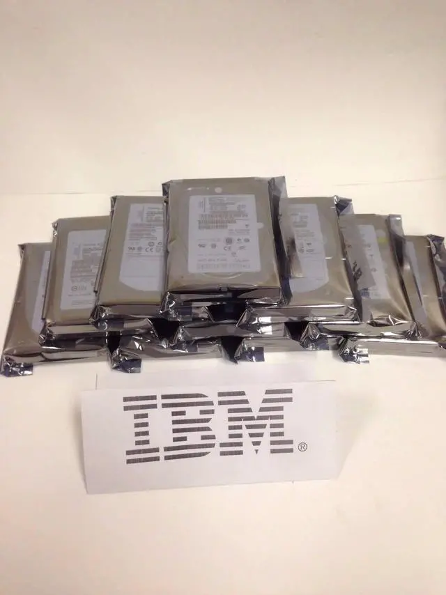 Main image of (NOT FOR HOME PC!) 43X0805 IBM 300GB 15K RPM 3G LFF 3.5" SAS HDD HARD DRIVE W/TRAY