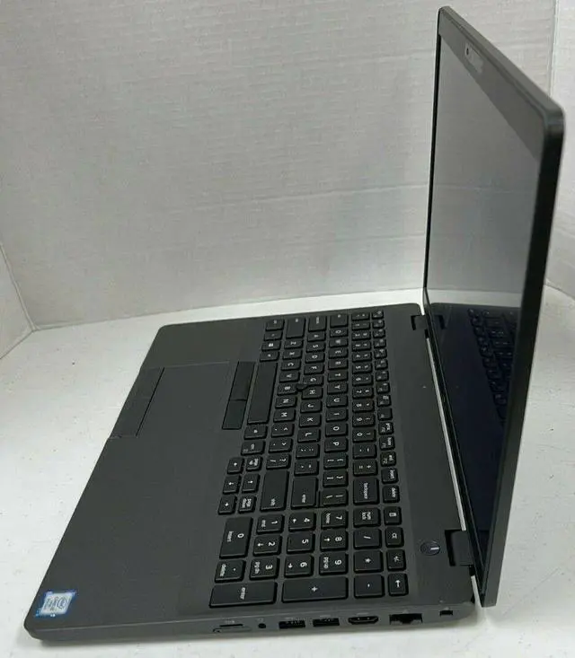 Alt view image 3 of 3 - Dell Latitude 5500 Laptop i5-8365U 8GB 256GB SSD - Webcam - Bklte - 15.6" - OEM