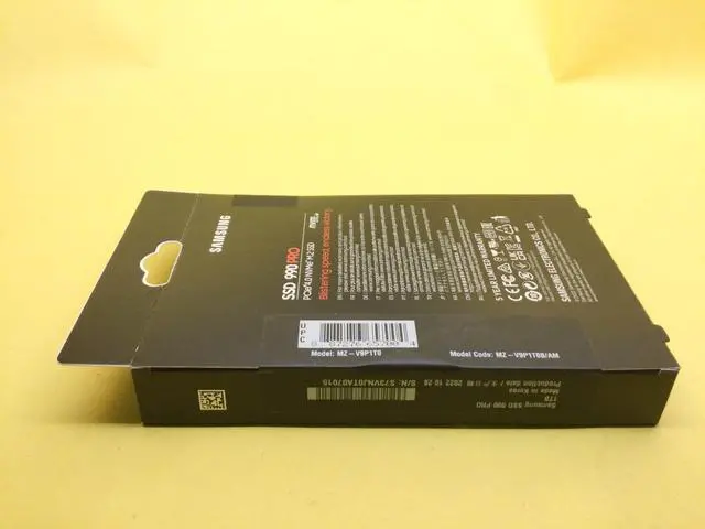 Alt view image 3 of 4 - SAMSUNG 990 PRO M.2 2280 1TB PCIe 4.0 NVMe V-NAND SSD MZ-V9P1T0B/AM New