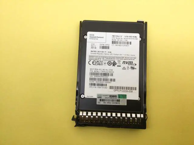Alt view image 2 of 3 - P10222-B21 HPE 1.6TB NVME GEN3 MIXED USE SFF SCN U.2 SSD P10470-001