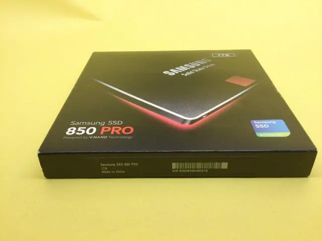 Alt view image 3 of 3 - Samsung 850 Pro Series 1TB 2.5 inch SATA SSD MZ-7KE1T0BW Sealed - OEM