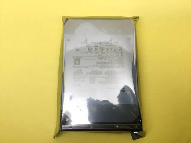 Alt view image 3 of 3 - 861596-B21 HPE 8TB SATA 6G MDL 7.2K LFF 3.5" LP 512e DS HDD 861610-001