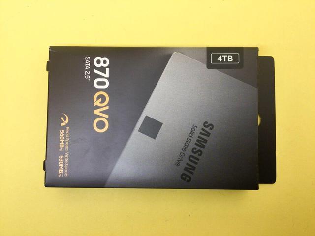 Samsung 870 QVO MZ-77Q4T0B/AM 4 TB Solid State Drive - 2.5