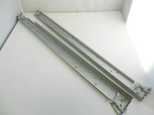 Main image of Generic L Bracket Rail Kit Server Storage Adjustable Railkit Netapp 4 Post Rack
