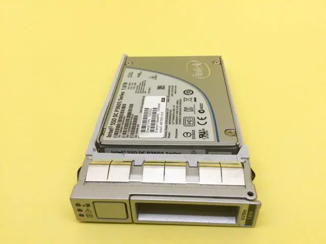 Main image of SUN 7093848 Intel DC P3605 1.6TB NVMe PCIe 2.5'' SSD 7302552 SSDPE2ME016T4S