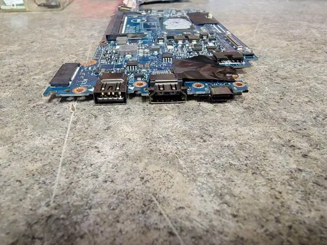 Alt view image 5 of 7 - Dell Latitude 7280 Motherboard with 2.8GHz i7-7600U Processor R5YF6 Ships Quik