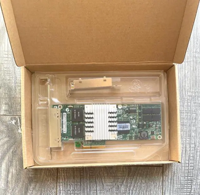 Main image of Intel Pro/1000pt EXPI9404PTL Quad Port Server Adapter Pci PRO1000PT