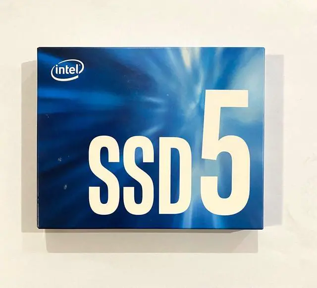 Main image of Intel 545s 256GB M.2 Internal SSD SSDSC2KW256G8X1 BRAND FACTORY SEALED