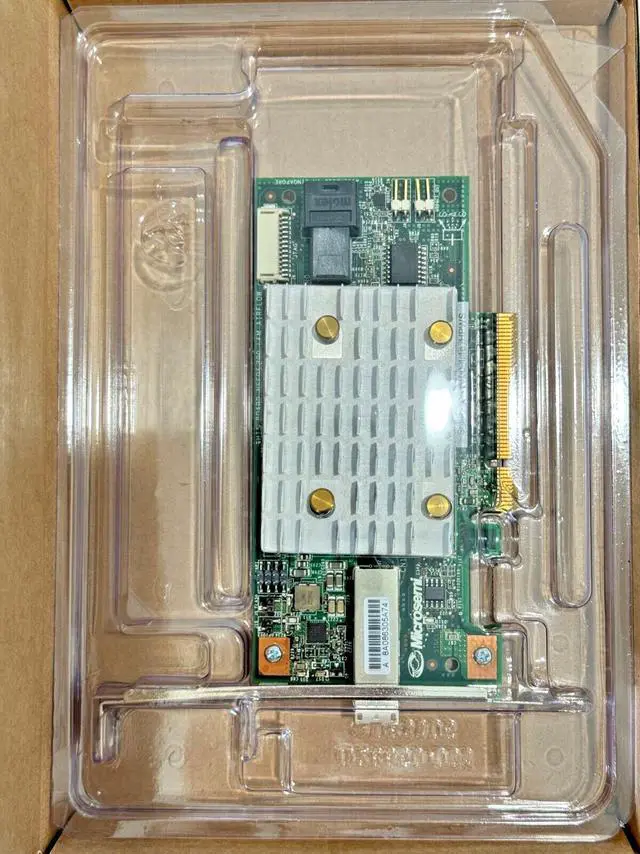 Alt view image 2 of 4 - (NOT FOR HOME PC!) HP SmartHBA 2100-4i4e/HPWS SAS Adapter 858096-001 12GB/s X8 PCIe Raid