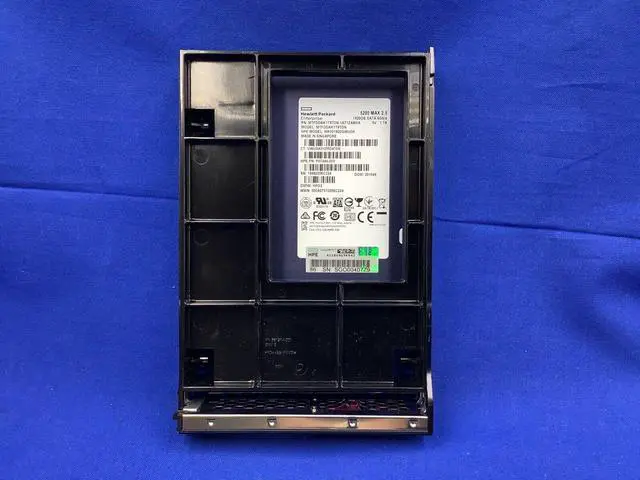 Main image of P07934-B21 HPE 1.92TB SATA 6G MIXED USE LFF LPC SM883 SSD P08696-001 P07444-003