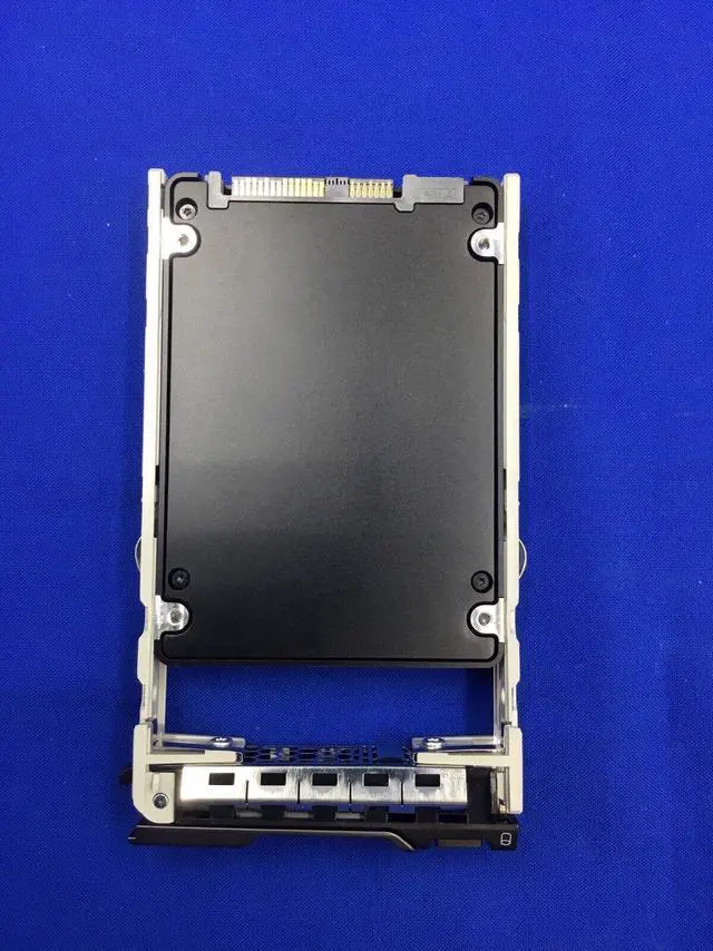 Alt view image 2 of 4 - (NOT FOR HOME PC!) 086DD DELL 1.92TB SAS 12GBPS READ INTENSIVE 512E 2.5INCH SSD MZ-ILS1T9B 0086DD