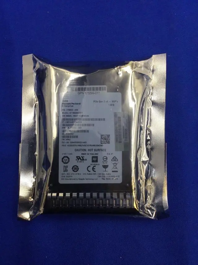 Alt view image 3 of 3 - 875597-B21 HPE 1.6TB NVME GEN3 HIGH PERFORMANCE MU SFF SSD 875876-001