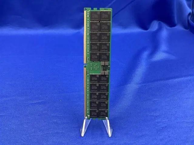 Alt view image 4 of 6 - HMCG94MEBRA119N HYNIX 64G (1X64GB) 2RX4 PC5-4800E RDIMM MEMORY