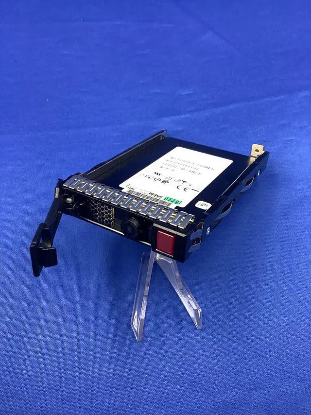 Alt view image 6 of 7 - P18431-B21 HPE 7.68TB SATA 6G Read Intensive MV sc sff 2.5inch SSD P18486-001