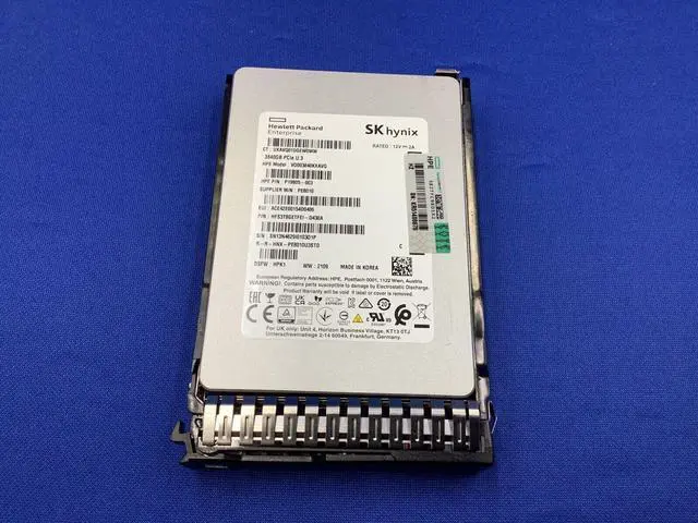 Main image of P19817-B21 HPE 3.84TB NVME GEN4 RI SFF SCN U.3 PE8010 SSD P20615-001 P19805-003