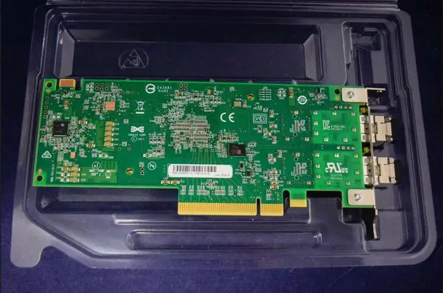 Alt view image 2 of 2 - LPE35002 DELL/EMULEX 32GB 2Port 32GFC SW Optical FC HBA Both Bracket LPE35002-M2