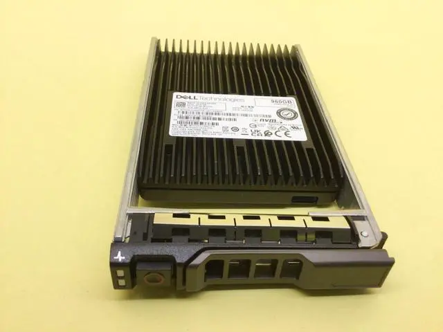 Alt view image 3 of 3 - KXT48 Dell 960GB PCIe4.0 NVMe Read Intensive 2.5" U.2 SSD MTFDDCKCC960TFR New