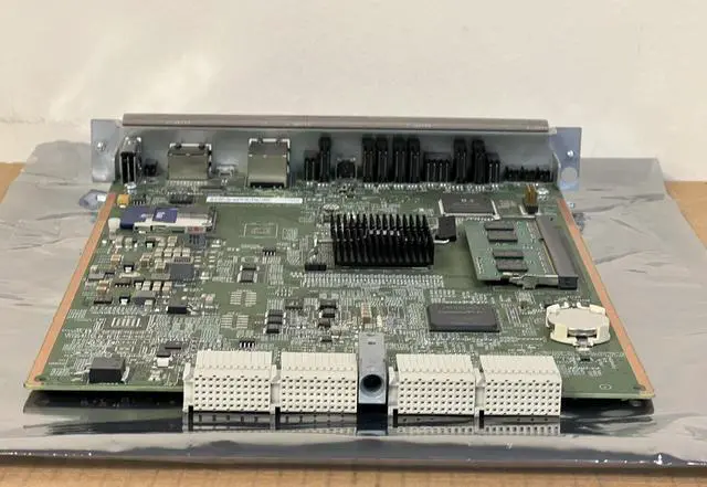 Alt view image 5 of 7 - Aruba HP HPE 5400R ZL2 Management Module 4GB RAM 1GB SD