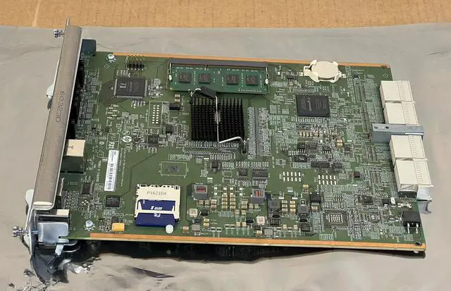 Alt view image 7 of 7 - Aruba HP HPE 5400R ZL2 Management Module 4GB RAM 1GB SD