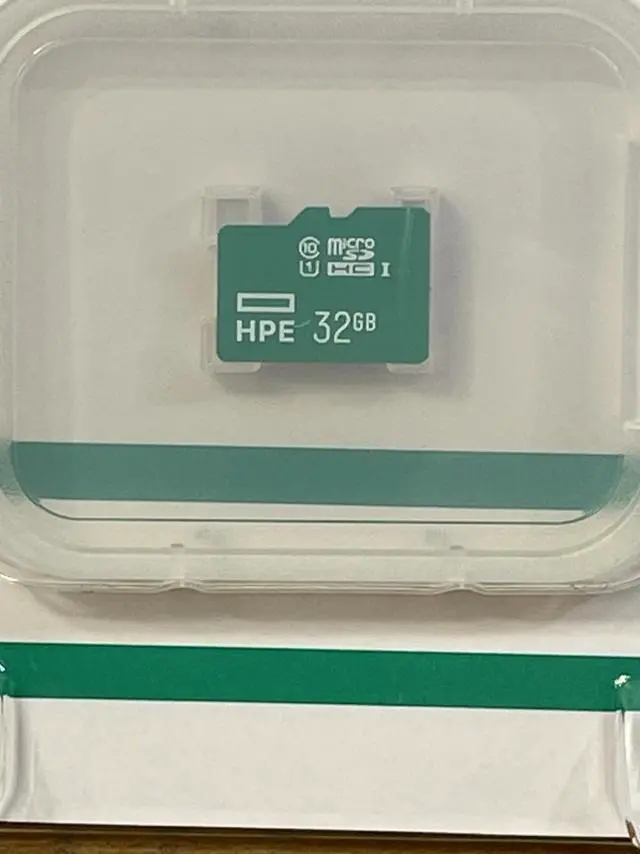 Alt view image 2 of 3 - HPE 32GB MicroSD Enterprise Mainstream Flash Media Kit Card Servers 700139-B21