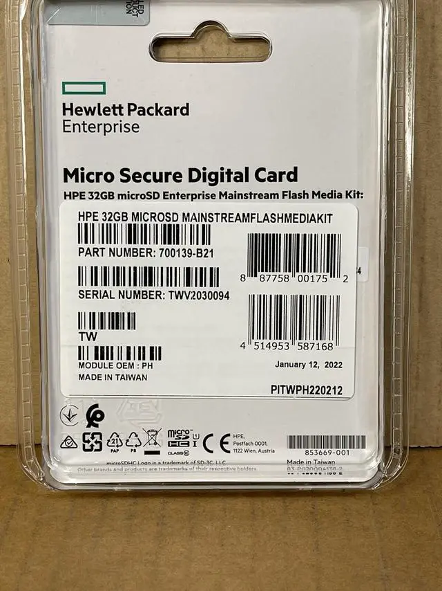 Alt view image 3 of 3 - HPE 32GB MicroSD Enterprise Mainstream Flash Media Kit Card Servers 700139-B21