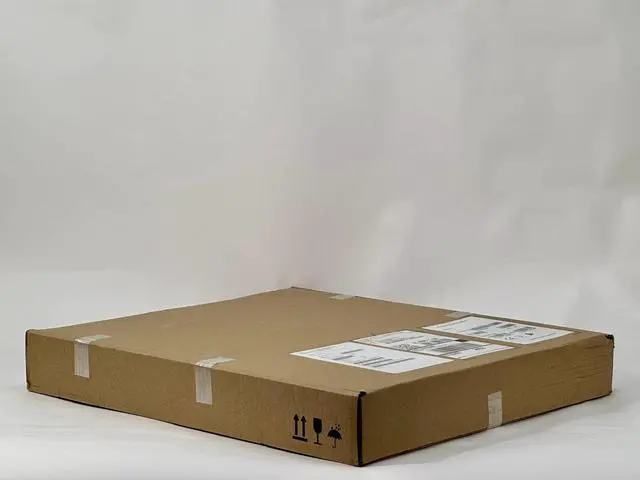 Alt view image 2 of 4 - HPE DL385 Gen10 Plus v2 8SFF x1 U.3 BC Mid Tray Basic Drive Cage Kit P39600-B21