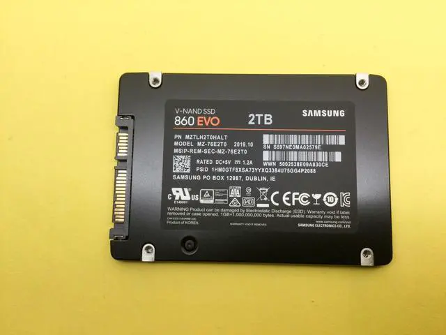 Alt view image 2 of 5 - Samsung 860 EVO 2TB 2.5" SATA III 3D NAND SSD MZ-76E2T0