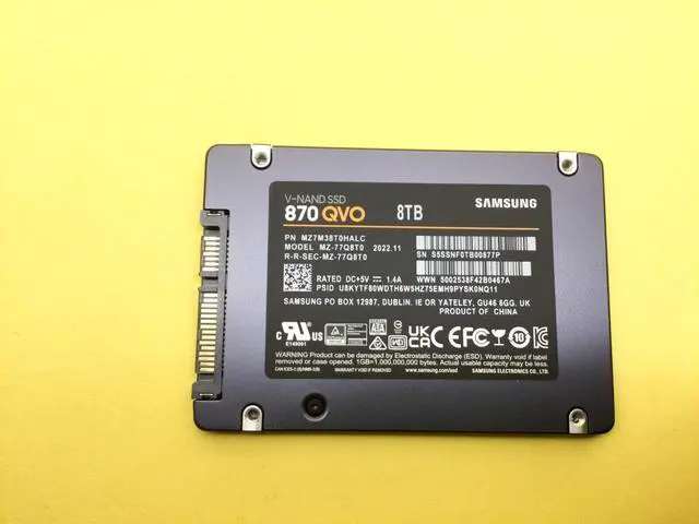 Main image of Samsung 870 QVO Series 8TB SATA III 2.5" Internal SSD MZ-77Q8T0