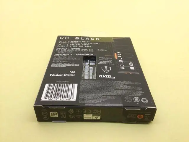 Alt view image 3 of 3 - WD BLACK SN850X 4TB PCIe4.0 NVMe Internal Gaming SSD w/heatsink WDS400T2XHE