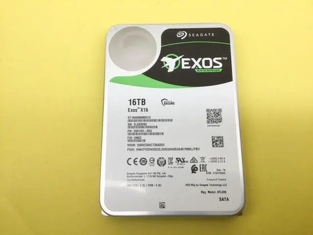 Main image of SEAGATE EXOS X16 16TB 7.2K SATA-6GBPS 256MB 512E/4KN 3.5IN ENT HDD ST16000NM001G