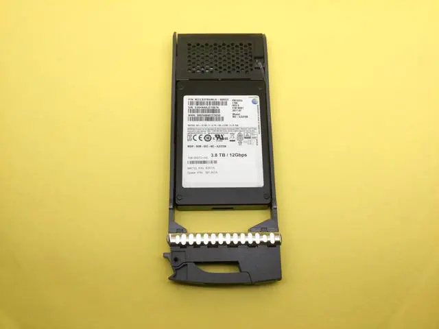 Alt view image 2 of 7 - (NOT FOR HOME PC!) X357A Netapp 3.84TB SAS 12Gbps 2.5'' SSD For FAS2240 DS2246 108-00572+