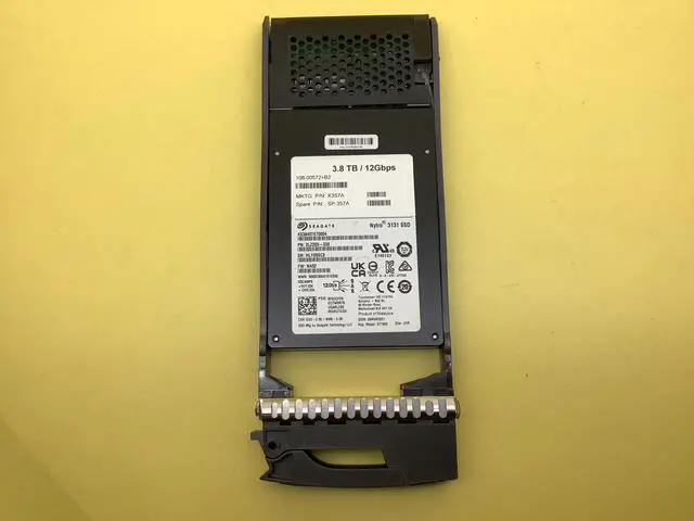 Alt view image 3 of 7 - (NOT FOR HOME PC!) X357A Netapp 3.84TB SAS 12Gbps 2.5'' SSD For FAS2240 DS2246 108-00572+