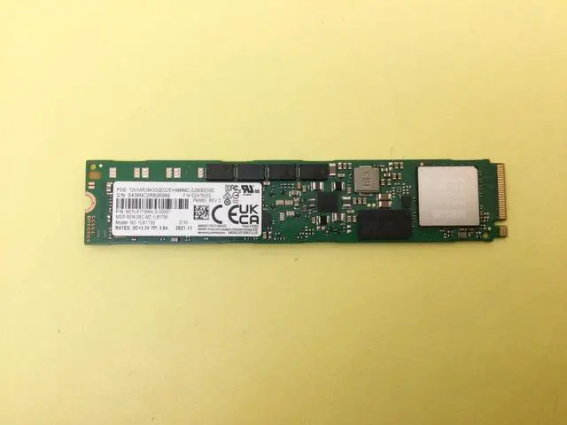 Alt view image 2 of 6 - MZ1LB1T9HALS Samsung PM983 1.92TB NVMe PCIe M.2 22110 SSD MZ-1LB1T90