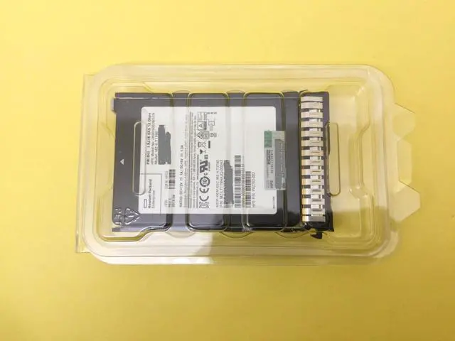 Main image of (NOT FOR HOME PC!) P06586-B21 HPE 1.92TB SAS 12G READ INTENSIVE SFF (2.5IN) SC SSD P08609-001