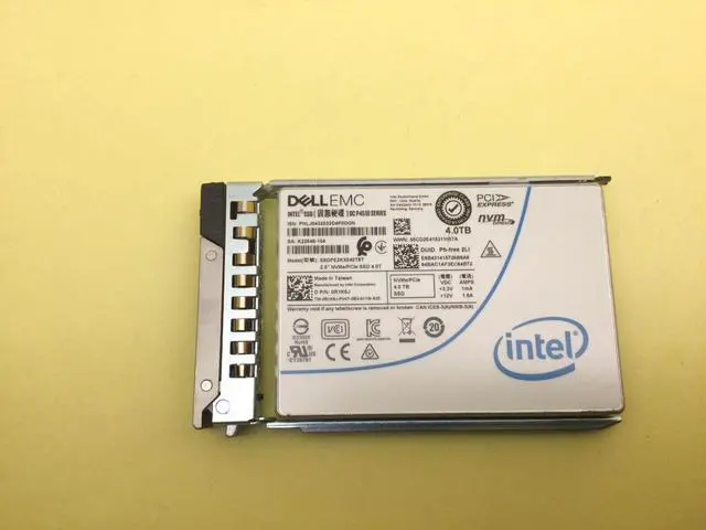 Main image of R1K6J Dell 4TB NVME PCIE Read Intensive 2.5'' U.2 SSD 0R1K6J SSDPE2KX040T8T