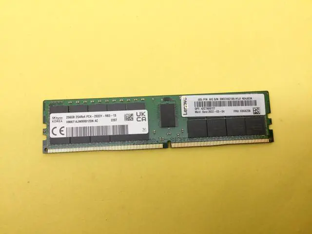 Main image of 4ZC7A08727 Lenovo 256GB (1x256GB) 2S4Rx4 PC4-2933Y RDIMM Server Memory 03GX236