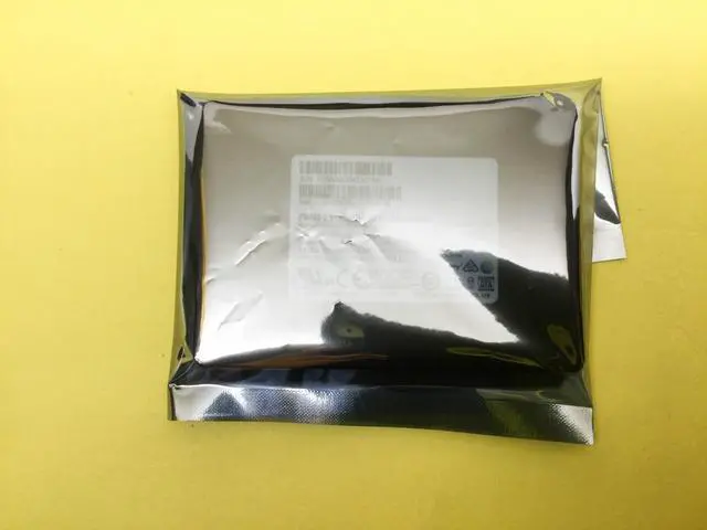 Alt view image 5 of 5 - MZ-7LH9600 Samsung PM883 960GB SATA 6Gbps 2.5" Internal SSD MZ7LH960HAJR